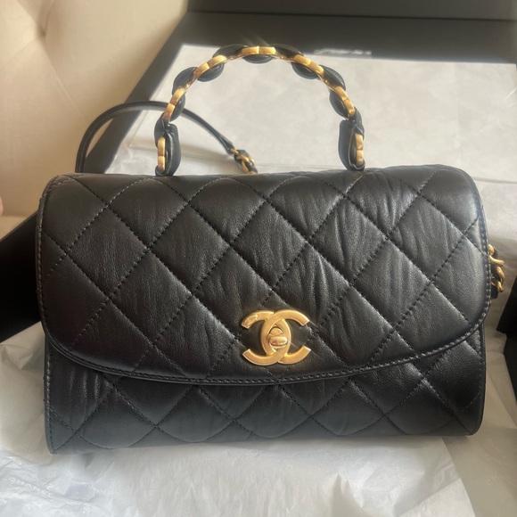 Chanel Crumpled Black Lambskin Quilted CC Links Top Handle Flap SMALL size - Picture 6 of 17